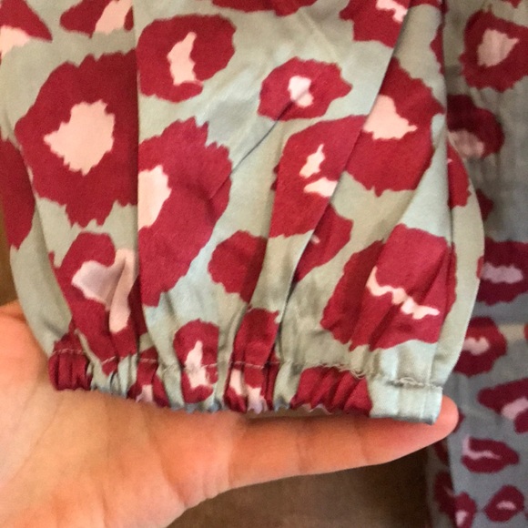 Leopard print satin midi dress - Picture 2 of 5